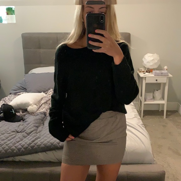 softest basic black knit sweater - Picture 2 of 2